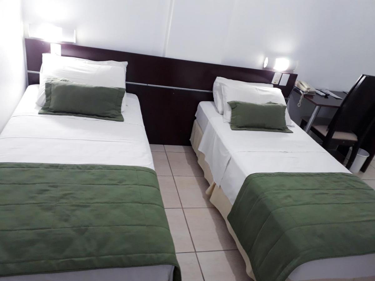ורז'יניה Podium Apart Hotel מראה חיצוני תמונה