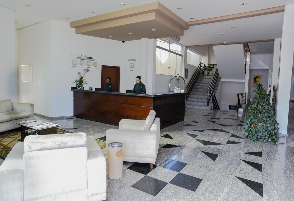 ורז'יניה Podium Apart Hotel מראה חיצוני תמונה